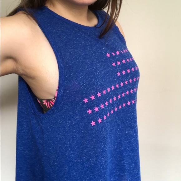 American Eagle Loose Muscle Tank - Picture 3 of 3